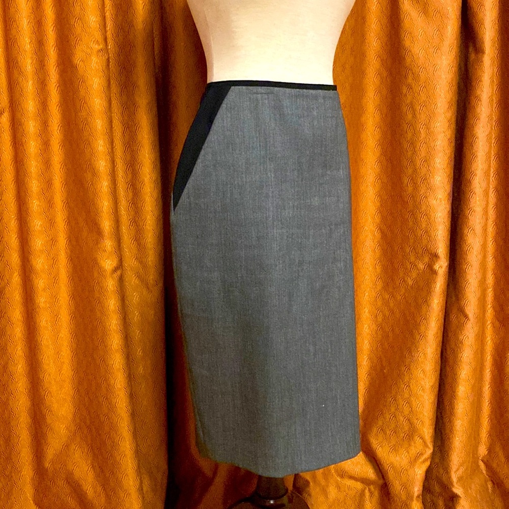 Ellie TAHARI size 10 pencil skirt